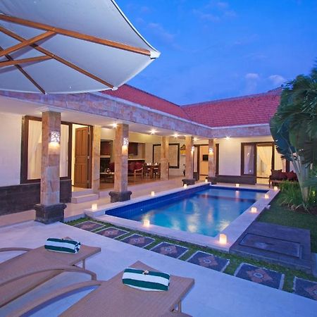 Bali Asih Villa מראה חיצוני תמונה